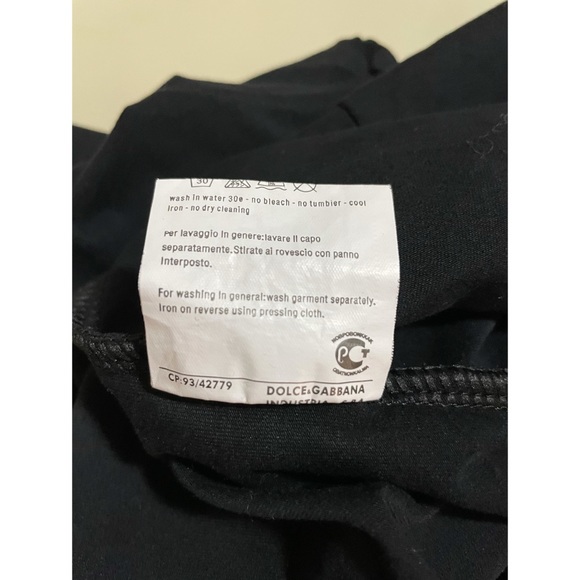 Dolce and Gabbana Long Sleeves - Picture 2 of 6